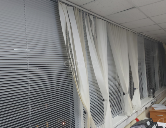 Горизонтальные алюминиевые жалюзи